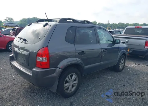 2009 Hyundai Tucson из США, поврежденный, VIN KM8JM12D39U343997